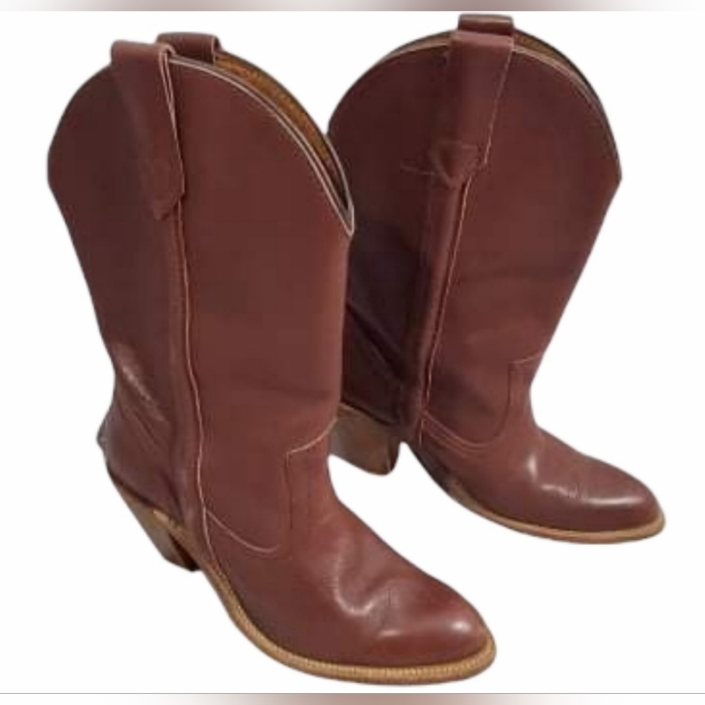 WOMEN'S FRYE boots size 6.5AA